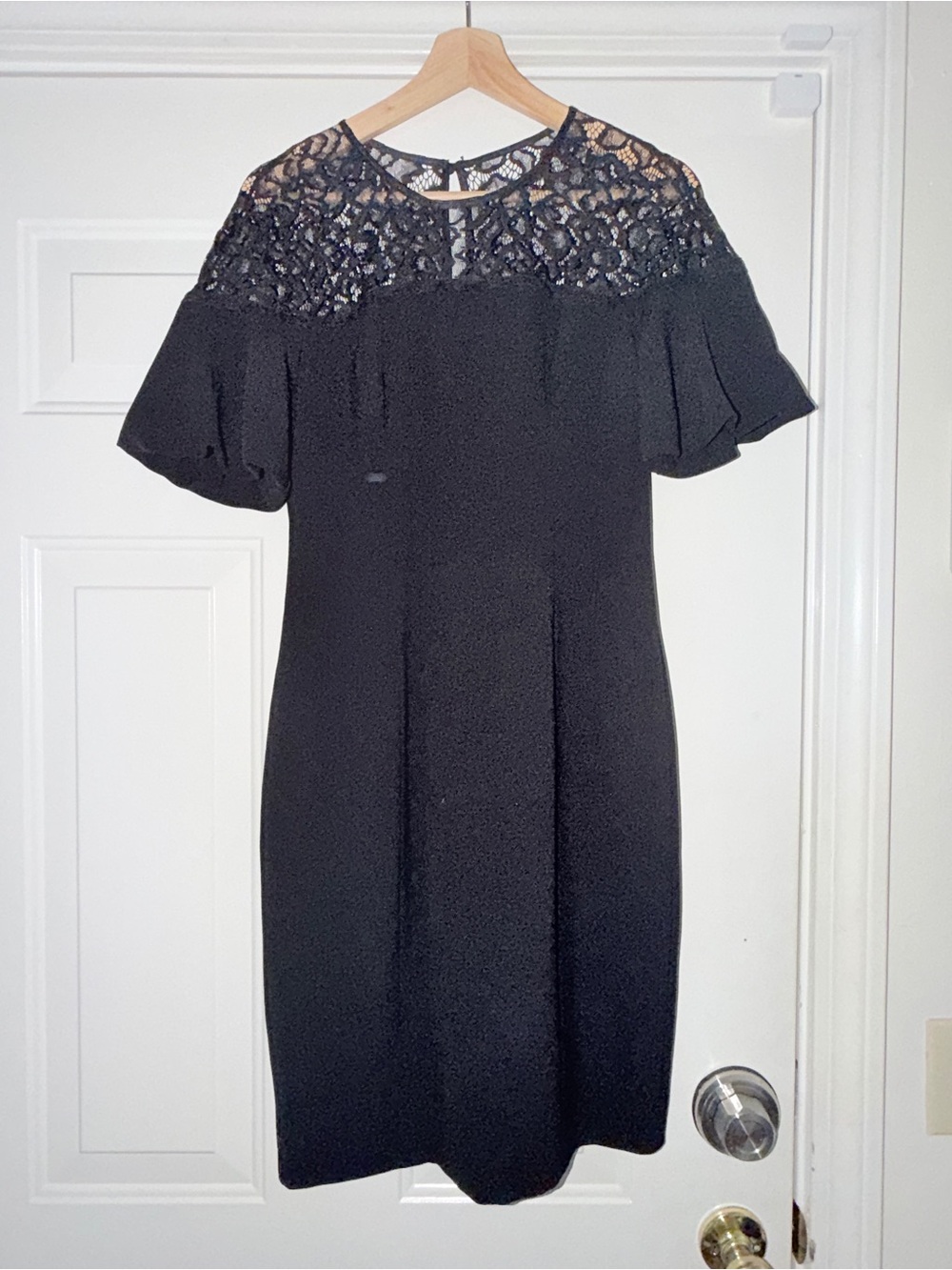 Adrianna Papell Black Lace Yoke Short Sleeve Dress. Sz 6